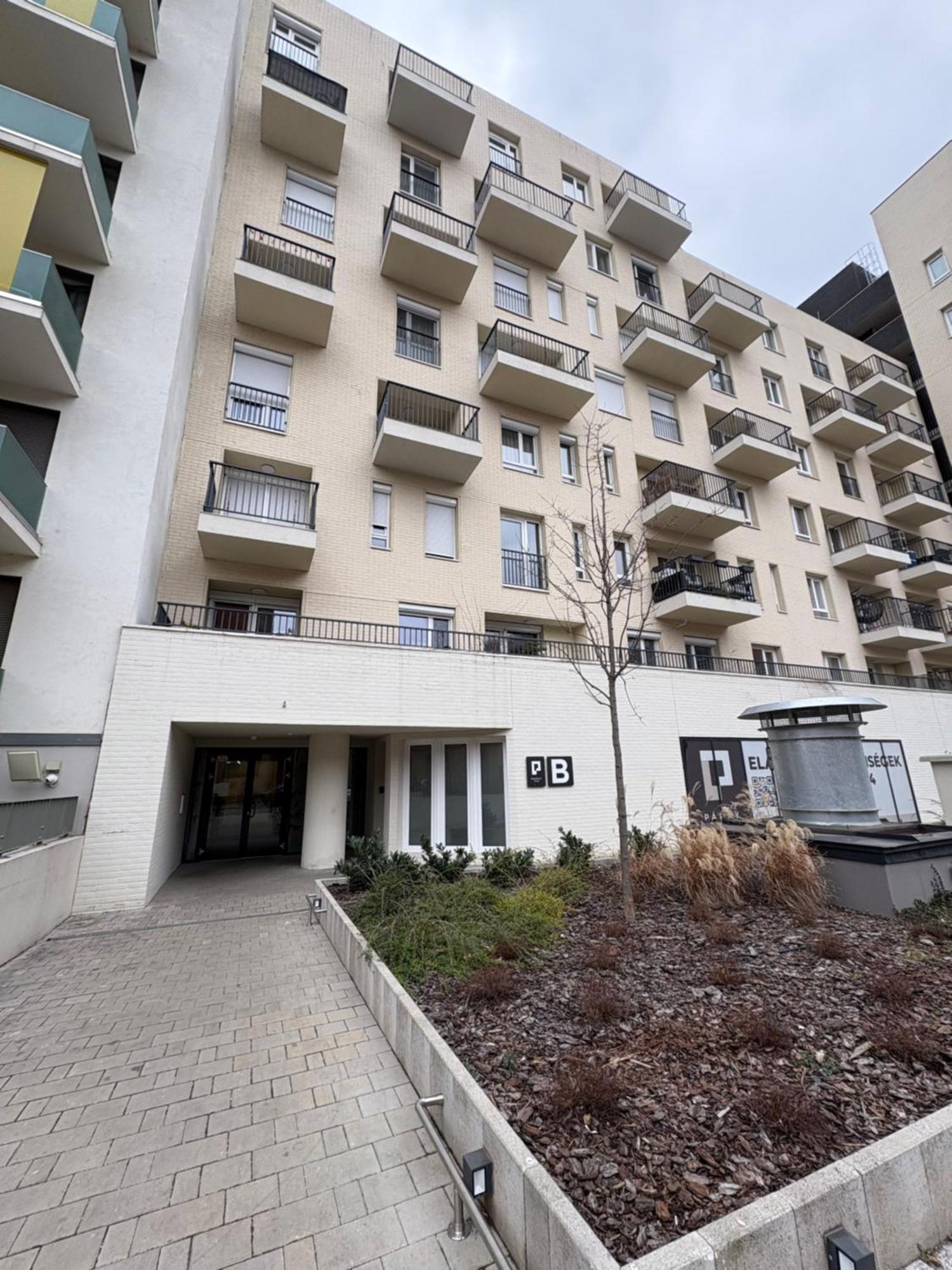 Papay Park Appartement *